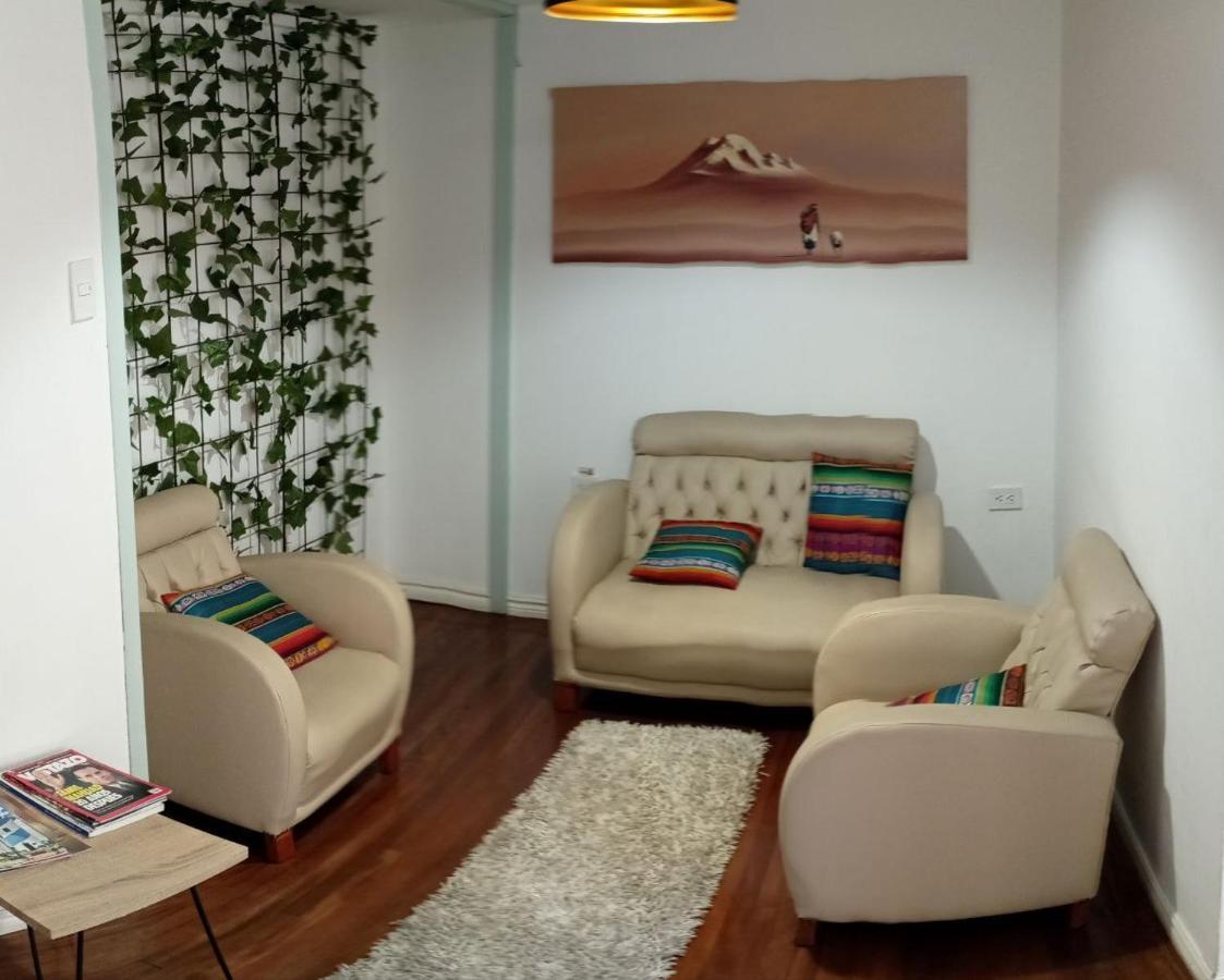 Hotel 9 De Octubre Quito Dış mekan fotoğraf